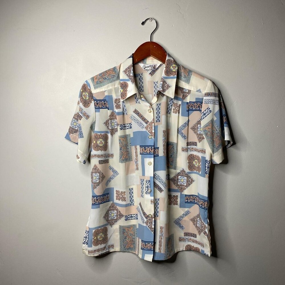 Vintage multicolored short sleeve button up shirt size 7